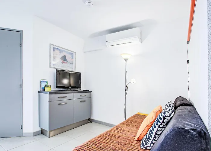 Copacabana-33 By Interhome * Caves