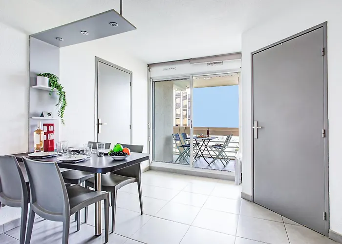 Copacabana-33 By Interhome Caves