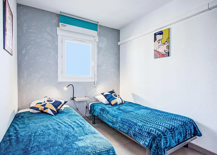 Copacabana-33 By Interhome Daire Caves